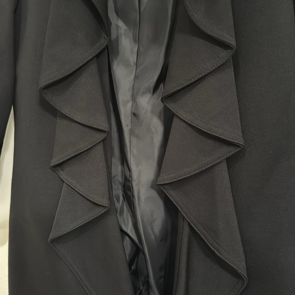 Calvin Klein Blazer/Jacket Black Open Front
Cascade Ruffle Front 3/4 Sleeve 6 - Picture 7 of 11